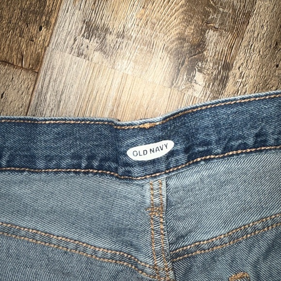 Old Navy Classic Blue Jeans - Picture 2 of 5